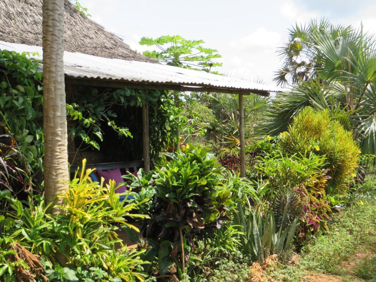 Bahati Diani House Glamping Diani Beach Esterno foto